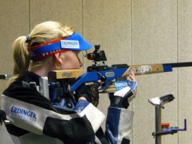Claudia Keck gewinnt spannendes Sportgewehrfinale
