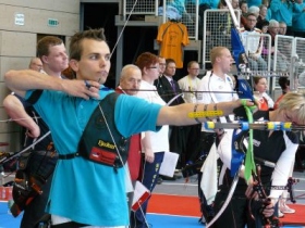 Bundesligaschützen gewinnen Recurvetitel in der Halle