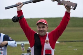 Alexei Alipow holt letztes Weltcup-Gold in Dorset