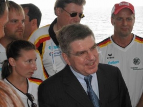 DOSB-Präsident besucht Nationalteam Bogen