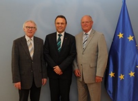 Bundesinnenminister trifft neuen Präsidenten des Deutschen Schützenbundes