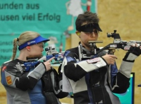 Zwei Finalisten und ein Absteiger stehen fest