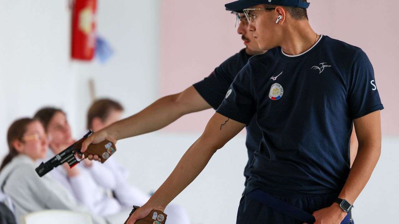 Foto: ESC / Weltrekordler, frisch gebackener Europameister und Top-Favorit bei der Junioren-WM in Suhl: Schnellfeuerpistolen-Schütze Arnaud Gamaleri aus Frankreich (vorne).