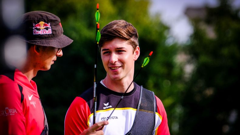 Foto: Turkisharcheryteam / Jonathan Vetter, hier im Trainingslager mit Türkeis Super-Star Mete Gazoz, nimmt ebenfalls am Vegas Shoot teil.