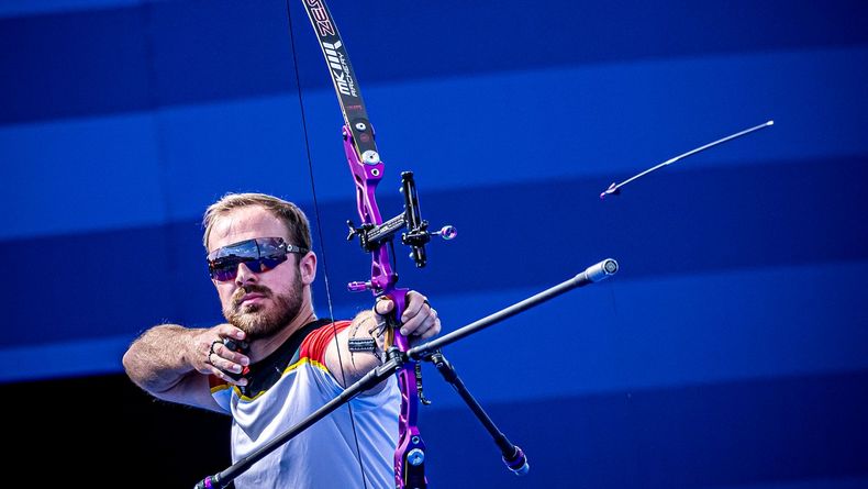 Foto: World Archery / Ein Könner mit Pfeil und Bogen auf die olympische Distanz, in der Halle oder im Feld: Florian Unruh. Foto: World Archery / Ein Könner mit Pfeil und Bogen auf die olympische Distanz, in der Halle oder im Feld: Florian Unruh.