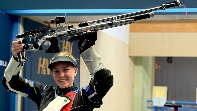 Foto: Klaus Schneider / Kemptens Top-Schützin Barbora Dubska möchte auch beim Heimspiel jubeln.