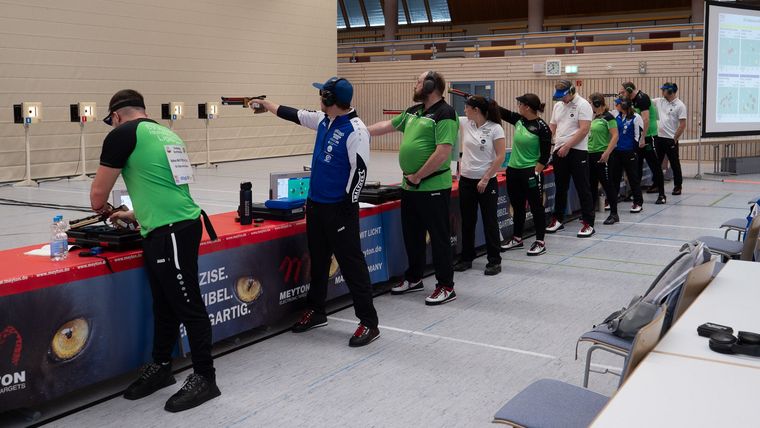Foto: Hitzhofen-Oberzell / Der SV Kelheim-Gmünd (in blau-weiß) steht mit einem Bein im Bundesligafinale, der SV Hitzhofen-Oberzell kämpft um den direkten Liga-Erhalt.