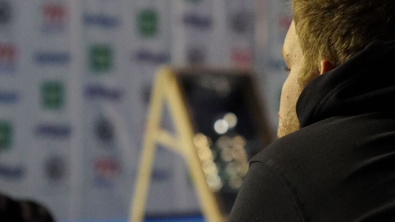 Foto: DSB / Die Sehnsucht nach dem Meisterspiegel ist groß - nicht nur bei Kevelaers Trainer Simon Janßen.