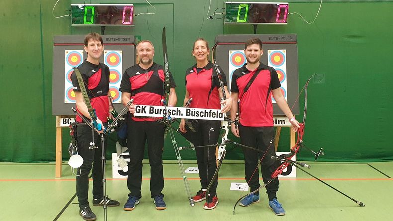 Foto: BSG Ebersberg / Das Team der GK Burgschützen Büschfeld startete mit 7:7-Punkten in der Bundesliga Süd vielversprechend. Foto: BSG Ebersberg / Das Team der GK Burgschützen Büschfeld startete mit 7:7-Punkten in der Bundesliga Süd vielversprechend.