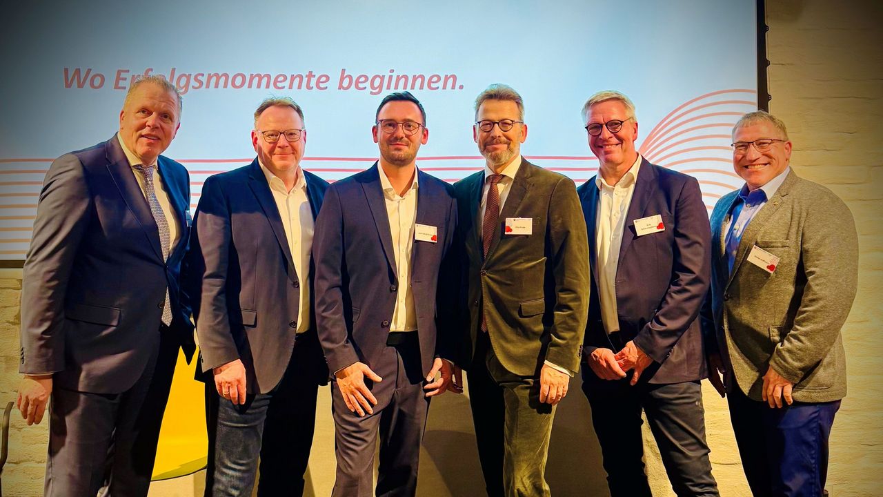 Bildung: Freddy Siebert neuer Diplom-Trainer