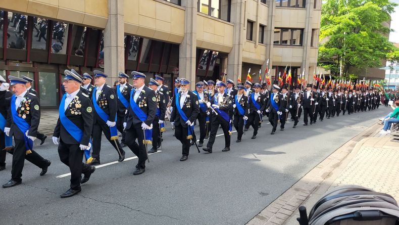Foto: NSSV / Ausmarsch beim Hannoverschen Schützenfest. Foto: NSSV / Ausmarsch beim Hannoverschen Schützenfest.