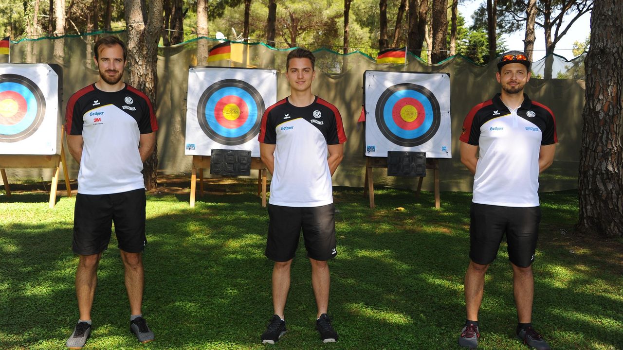 Foto: DSB / Florian Unruh, Moritz Wieser und Maximilian Weckmüller wollen in Paris den Team-Quotenplatz gewinnen.