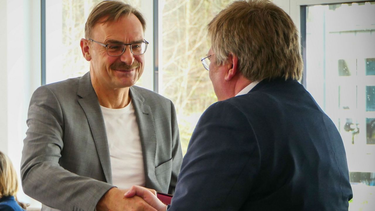 Foto: DSB / Vize-Präsident Finanzen Gerd Hamm zusammen mit Klaus Dieter Groß