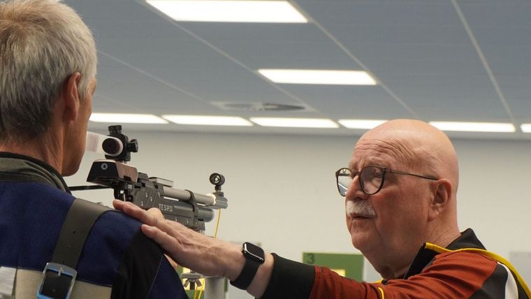 Foto: DSB / Schnellbucher eines Breitensportlehrgangs 2026 können sich über ein kleines Geschenk freuen. Zudem sind nun auch die Traineraus- und fortbildungen buchbar.