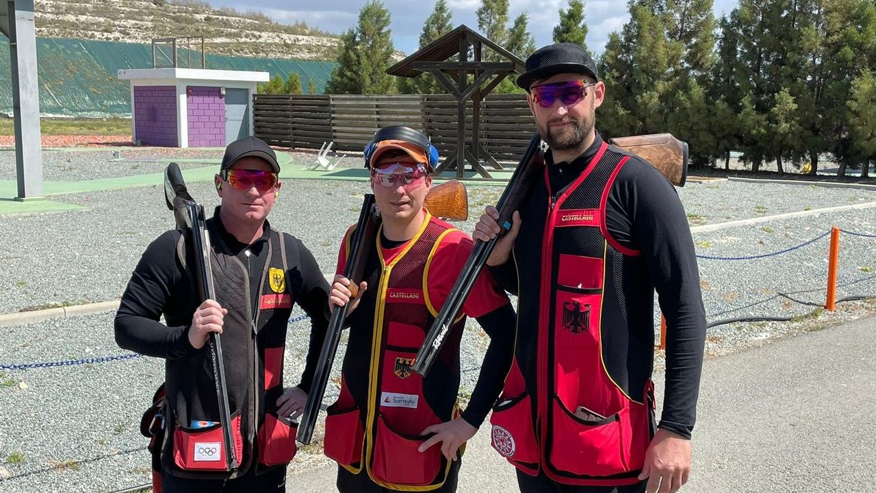 Foto: DSB / Andreas Löw, Steve Eidekorn und Paul Pigorsch (v.l.) bildeten das DSB-Männerteam beim Weltcup in Larnaka.