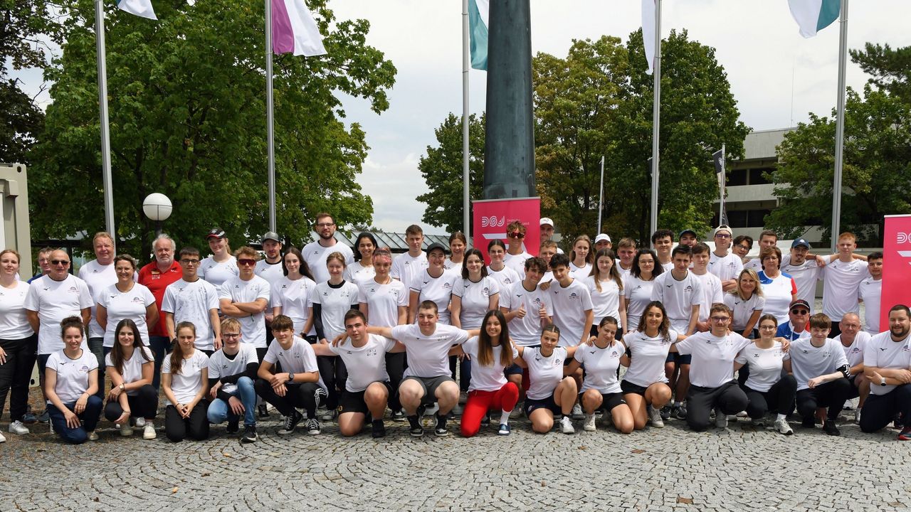 Foto: DSJ / Ein harmonisches Team: Die Delegationen aus Deutschland und Frankreich auf dem gemeinsamen Gruppenbild in München.