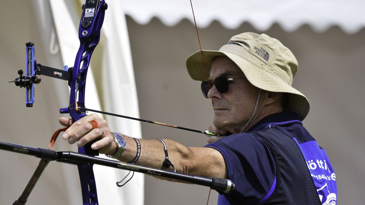 Foto: Eckhard Frerichs / Ulrich Brackmann (ASC Göttingen) wurde bei den Recurve Senioren erstmals Deutscher Meister.