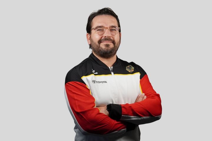 Thomas Heinrich - Berlin (Bogen)