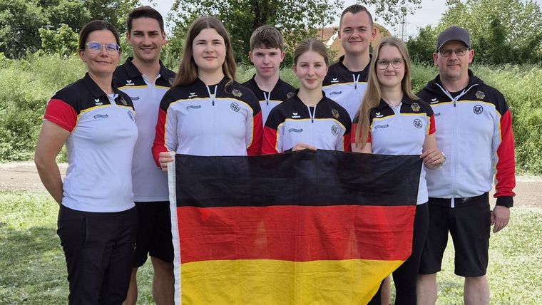 Foto: DSB / Das deutsche Pistolenteam beim Alpencup 2025.