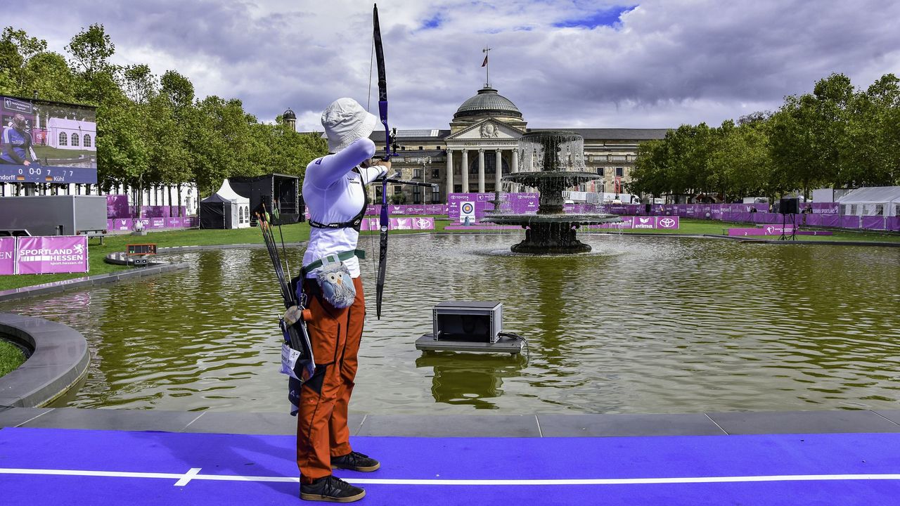 Foto: Eckhard Frerichs / Spektakulär und traumhaft: Die Finalarena bei der DM auf dem Bowling Green.