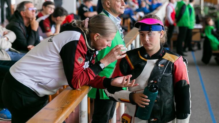 Foto: ESC / Überragend! Hannah Wehren machte mit ihren hervorragenden Ergebnissen nicht nur Bundestrainerin Claudia Kulla froh.