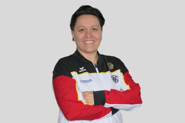 Jolyn Beer - Gewehr (NK)