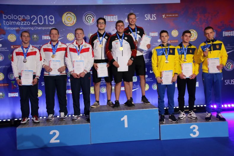 Foto: ESC / Gold für die Schnellfeuer-Junioren mit Florian Peter, Stefan Holl und Christoph Lutz. Foto: ESC / Gold für die Schnellfeuer-Junioren mit Florian Peter, Stefan Holl und Christoph Lutz.