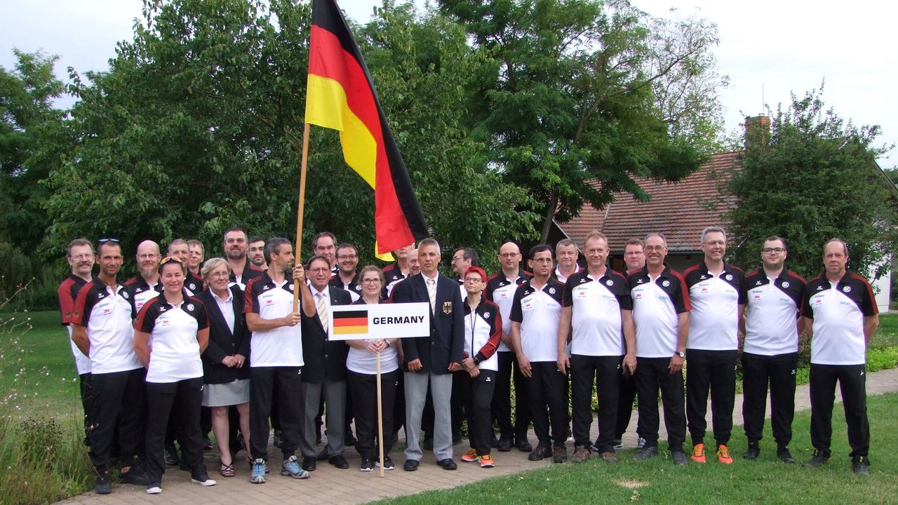Foto: DSB / Das deutsche Team bei der Vorderlader-EM in Ungarn.