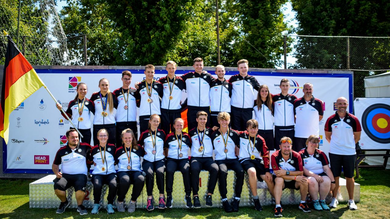 Bild: World Archery Europe / Mit neun Medaillen das erfolgreichste deutsche Team bei einem European Youth Cup.