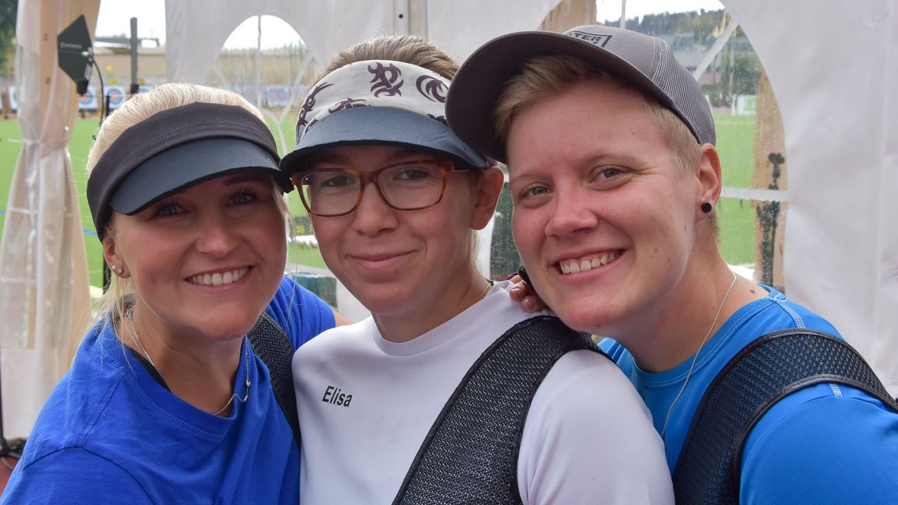 Foto: Eckhard Frerichs / Bilden in Yankton das Recurve-Team Frauen: Katharina Bauer, Elisa Tartler und Michelle Kroppen (v.l.).