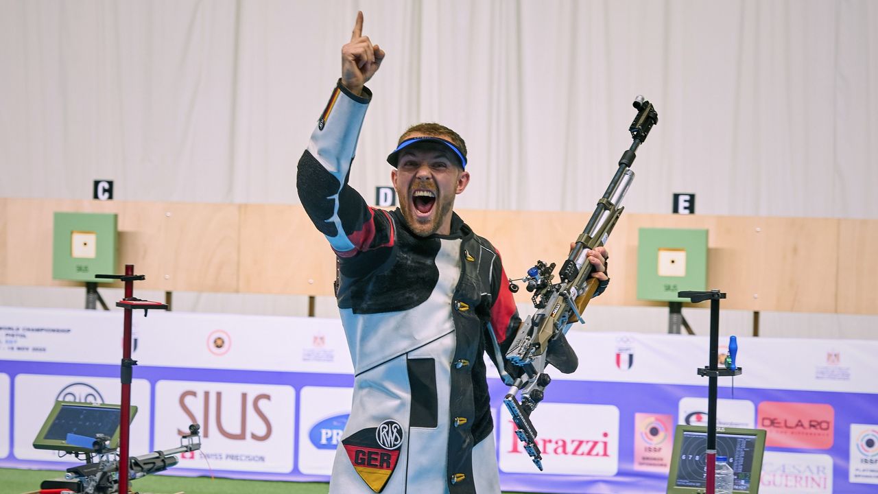 Dallinger, Maximilian