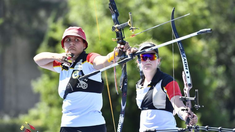 Foto: WAE / Träumen von einer EM-Medaille in Rom: Flora Kliem (links) und Jule Lammers.