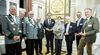 Foto: Marco Urban / Auf dem parlamentarischen Abend kamen Politiker, Jäger und Sportschützen zusammen, u.a. DSB-Präsident Hans-Heinrich von Schönfels (2.v.l.), MdB Florian Müller, Nele Wißmer und DJV-Präsident Helmut Dammann-Tamke (ganz rechts).