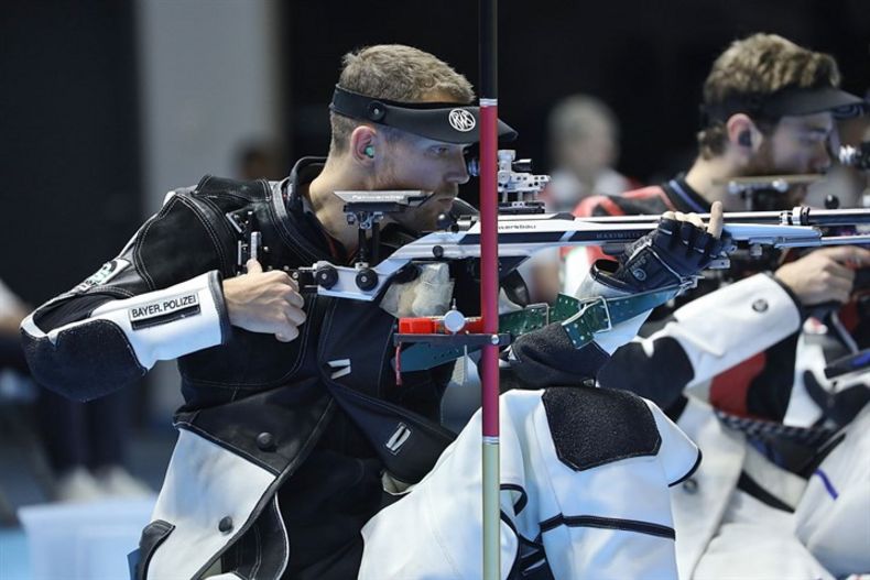 Foto: ISSF / Maximilian Dallinger sorgte mit seinem siebten Platz im Dreistellungskampf sowie weiteren guten Leistungen für positive Nachrichten bei den Gewehr-Männern.