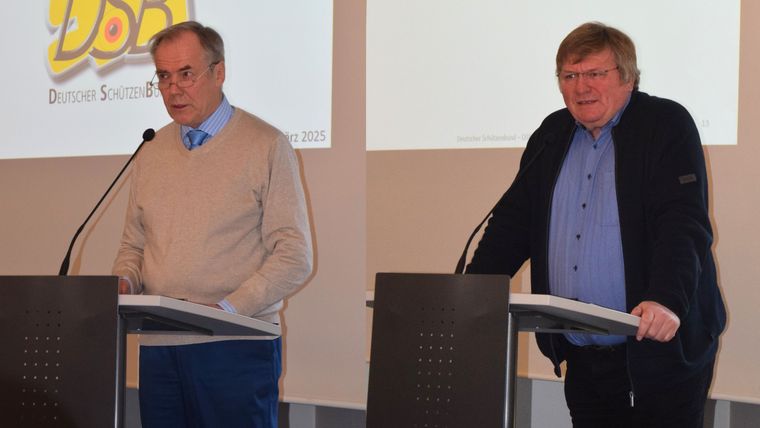 Foto: Harald Strier / DSB-Präsident Hans-Heinrich von Schönfels und DSB-Vizepräsident Finanzen Gerd Hamm erläuterten beim Gesamtvorstand nochmals die Notwendigkeit einer Beitragsanpassung.