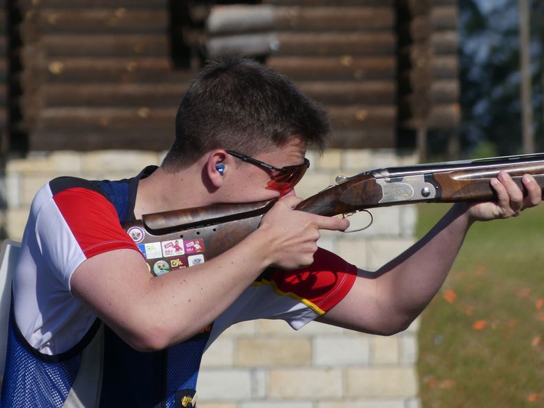 Foto: Michael Eisert / Tim-Luca Schmidt gelangen 111 Treffer im Trap.