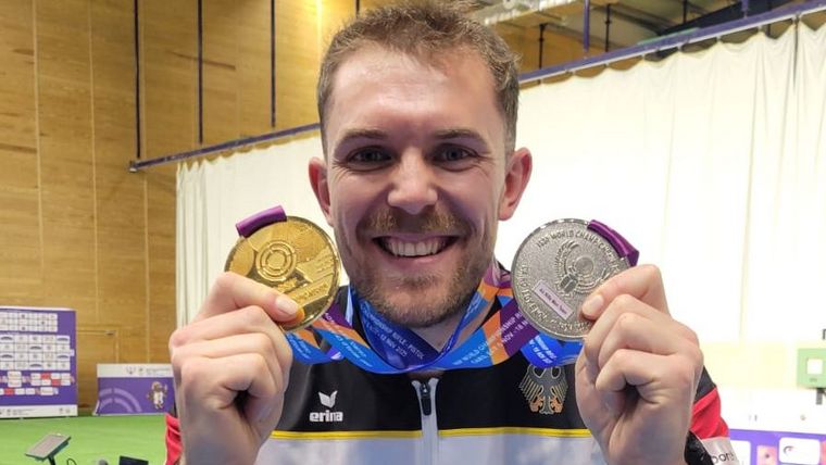 Foto: DSB / Gold- (und Silber)Junge: Maximilian Dallinger ist neuer Luftgewehr-Weltmeister im Einzel und zudem Vize-Weltmeister im Team.