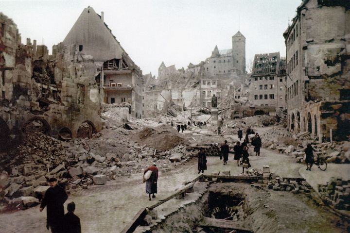 Nürnberg Dürer-Platz Ruine Bundesgeschäftsstelle, 1945