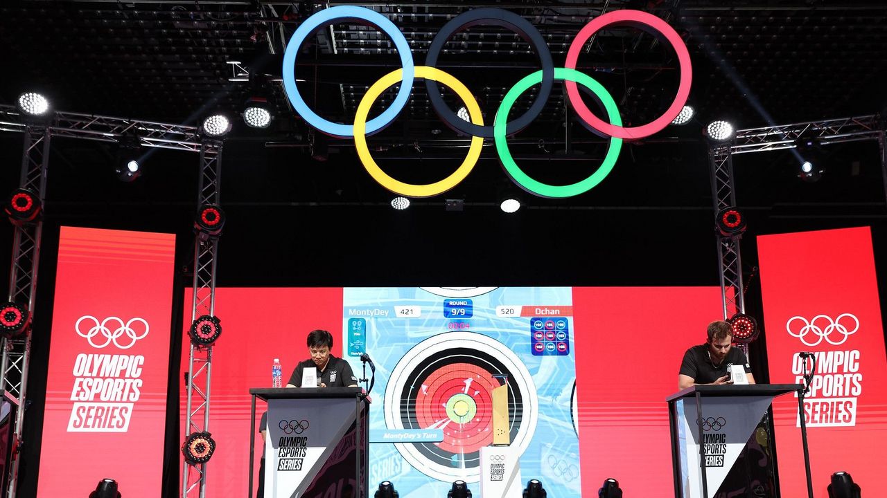 Foto: IOC - Lionel Ng / Szene aus dem Bogen-Finale der Olympic Esports Week in Singapur.