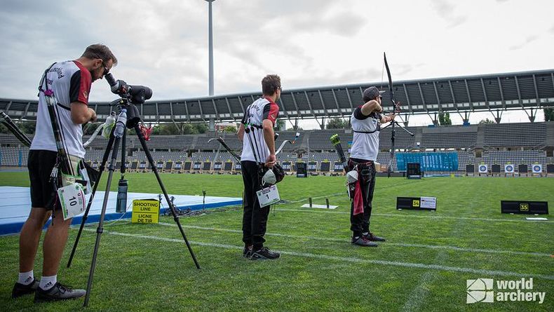 Foto: World Archery / Eine Einheit, die Bogen-Männer in Paris. Foto: World Archery / Eine Einheit, die Bogen-Männer in Paris.