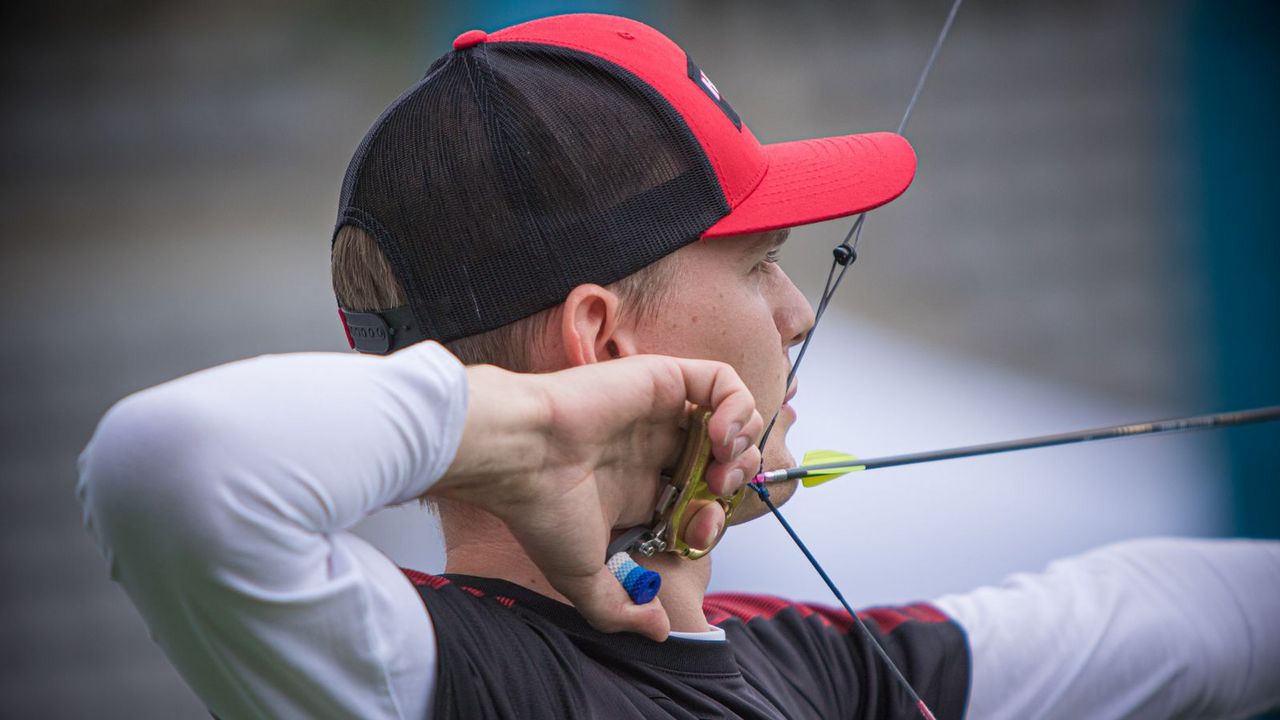 Hollas, Leon (Copyright: World Archery)