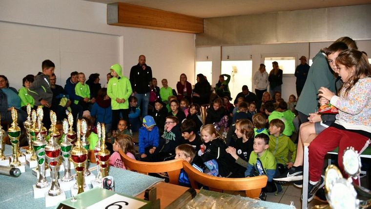 Foto: DSJ / Auch 2025 können sich die teilnehmenden Kinder beim Bambini-Cup auf Preise und Pokale freuen.