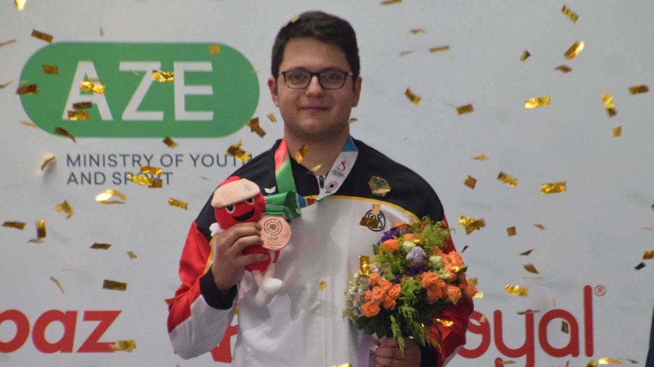 Foto: DSB / Glücklich über eine unverhoffte WM-Bronzemedaille: Florian Peter.