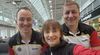Foto: DSB / Selfie am Flughafen: Paul Fröhlich, Sandra Reitz und Christian Reitz freuen sich auf Istanbul.
