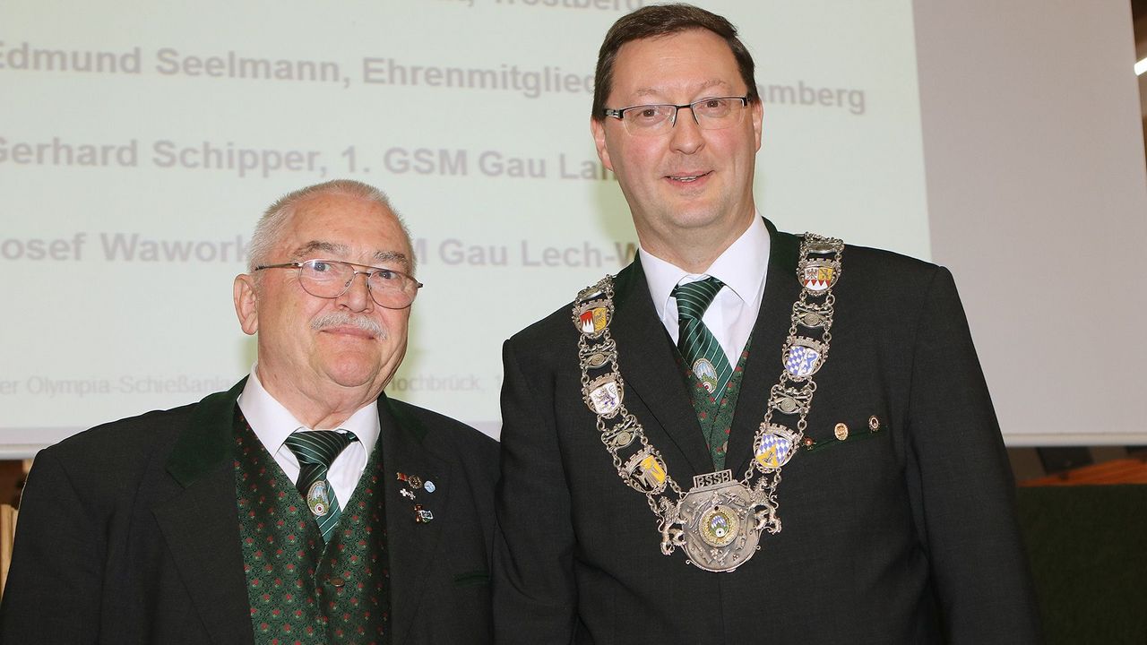 Foto: BSSB / Der alte und der neue 1. Landesschützenmeister des BSSB: Wolfgang Kink und Christian Kühn.