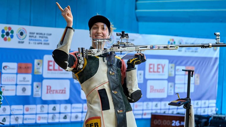 Foto: ISSF / Neuer Weltrekord 3x20 Frauen: Anna Janssen mit 362,9 Ringen