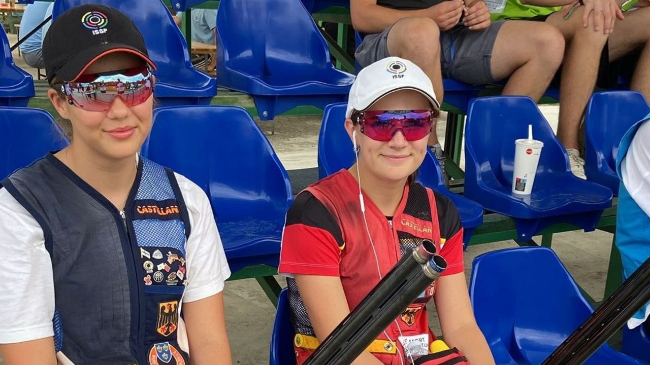 Foto: DSB / Luise Middel (links) und Emilie Bundan überzeugten im Einzel-Wettkampf mit Platz fünf und vier.