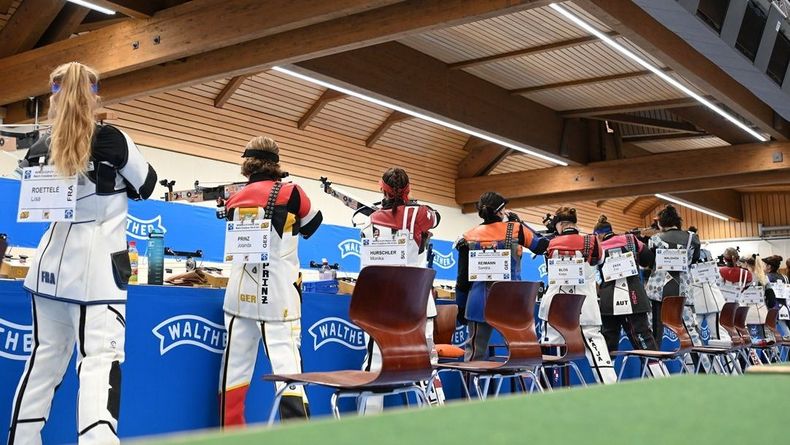Foto: Zürcher Schießsportverband / Die weltbesten Armbrustschützen über 10m und 30m kamen auf der Olympiaschießanlage in München zusammen und zeigten hochklassigen Sport. Foto: Zürcher Schießsportverband / Die weltbesten Armbrustschützen über 10m und 30m kamen auf der Olympiaschießanlage in München zusammen und zeigten hochklassigen Sport.
