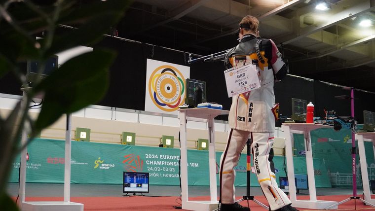 Foto: DSB / Anna Janßen geht als Weltranglisten-1. mit dem Luftgewehr an den Start und will in München ihren Startplatz für Olympia klarmachen.