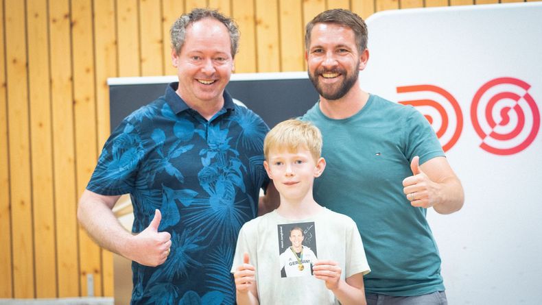 Foto: Luca Großmann / Die Autogramme von Rio-Olympiasieger Henri Junghänel waren begehrt. Foto: Luca Großmann / Die Autogramme von Rio-Olympiasieger Henri Junghänel waren begehrt.